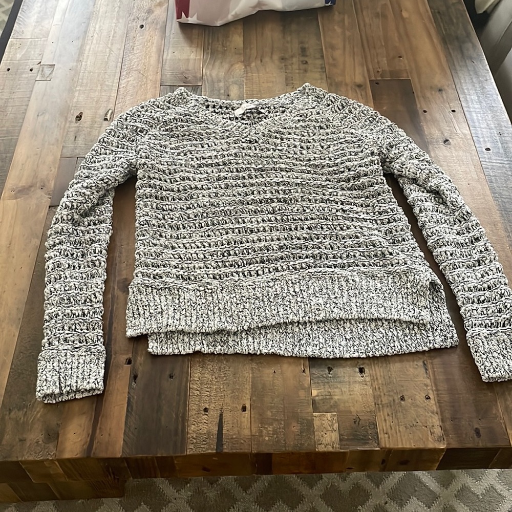 Loft long sleeve sweater size Medium